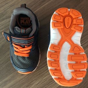 Made 2 Play Stride Rite Toddler size 4